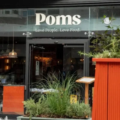 Poms sutton coldfield | commercial kitchen deep clean